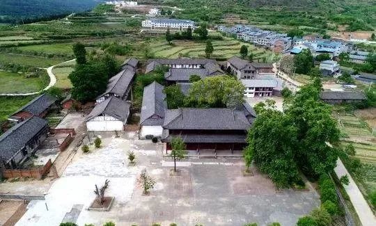 【资治】贯彻省委十二届七次全会精神 推进剑阁县全域旅游大发展‖张忠仁(图2)