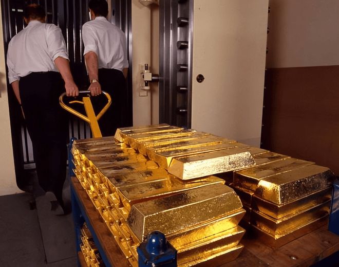 黄金狂飙与全球金库争夺战(图1)