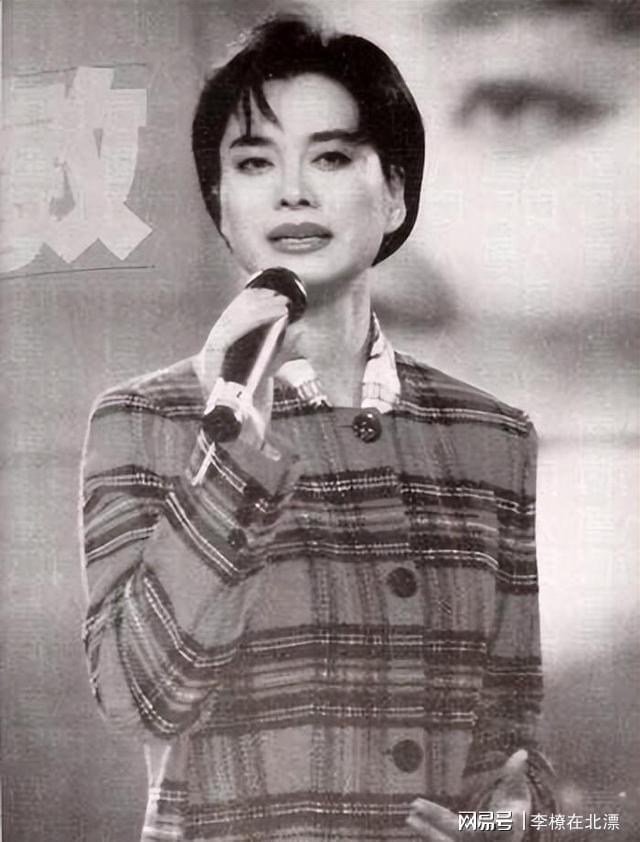 62岁毛阿敏放弃260亿遗产展现真正人间清醒生活态度(图5)