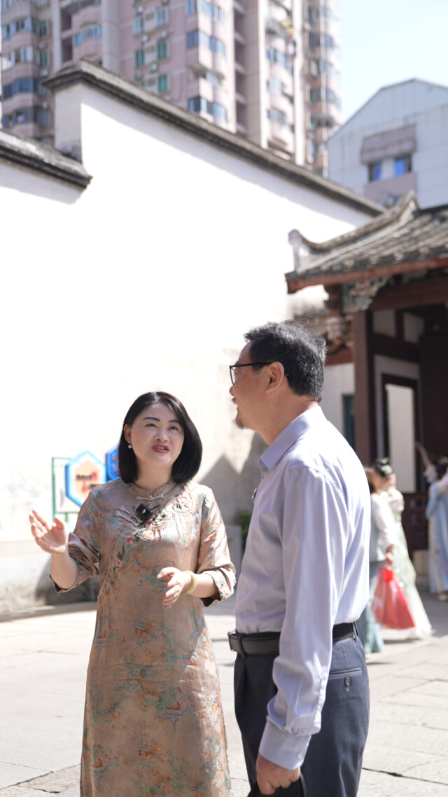 楹联中国行②丨“海纳”与“壁立”：潮声里的中国风骨(图3)