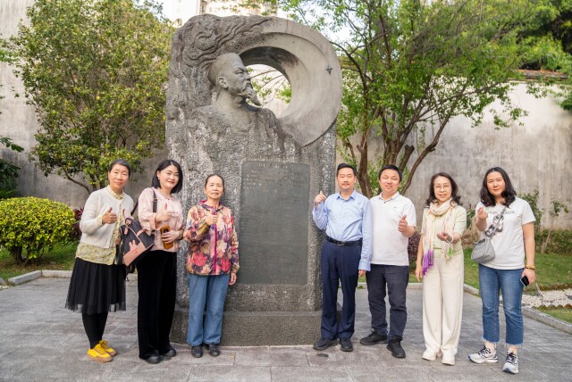 楹联中国行②丨“海纳”与“壁立”：潮声里的中国风骨(图6)