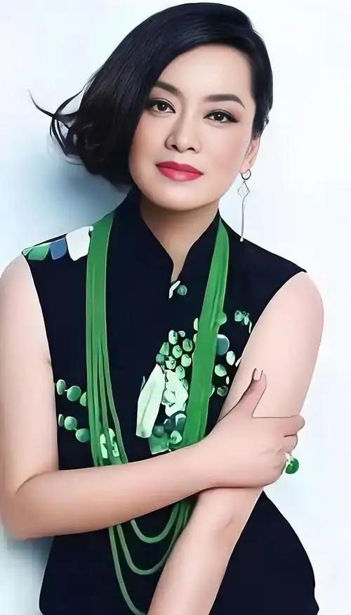 放弃争夺数亿遗产带着女儿远走美国如今才知道她有多明智(图23)