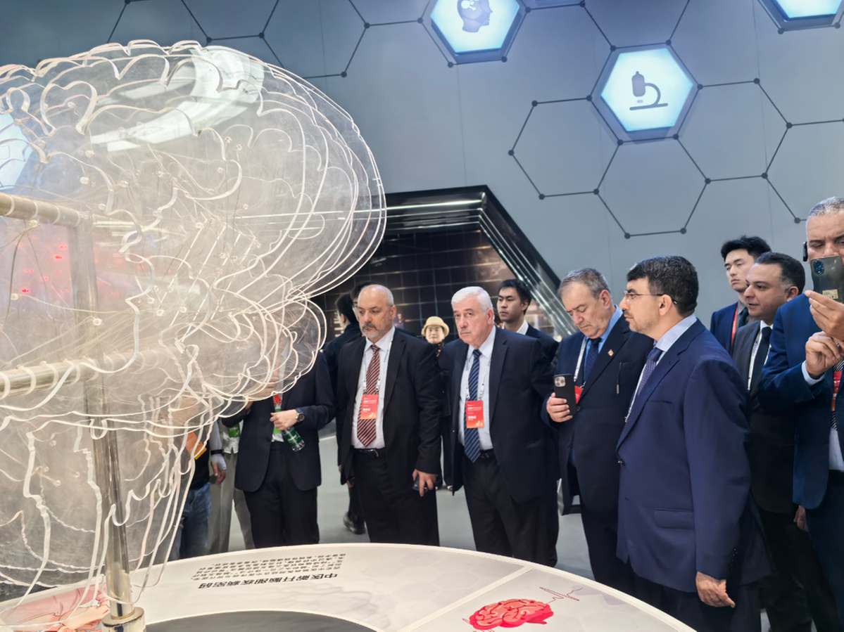 2026“世界市长对话·西安”活动启幕 多国嘉宾共探丝路城市高质量发展之路(图3)